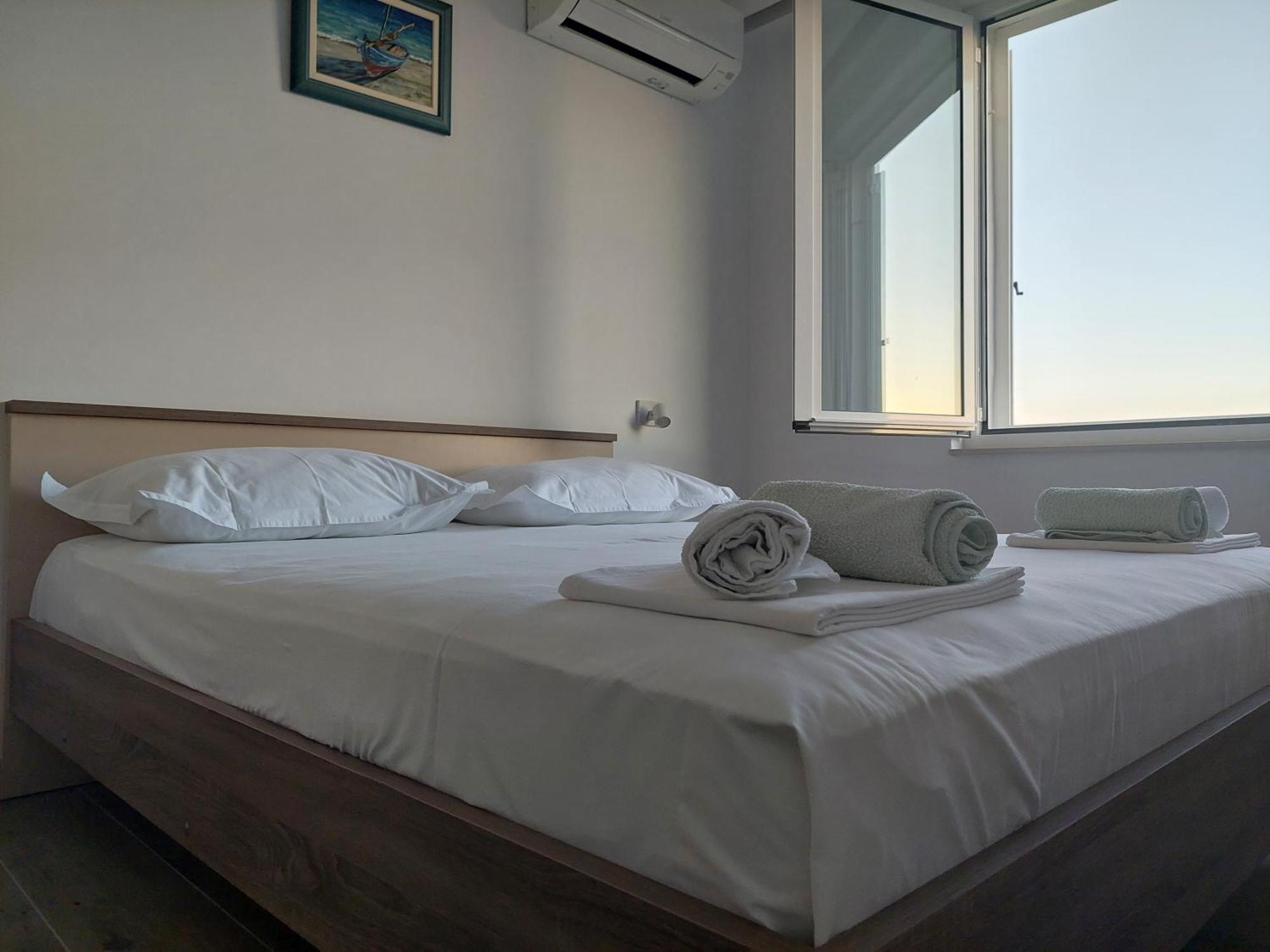 Apartman Njavro Podgora Exteriér fotografie